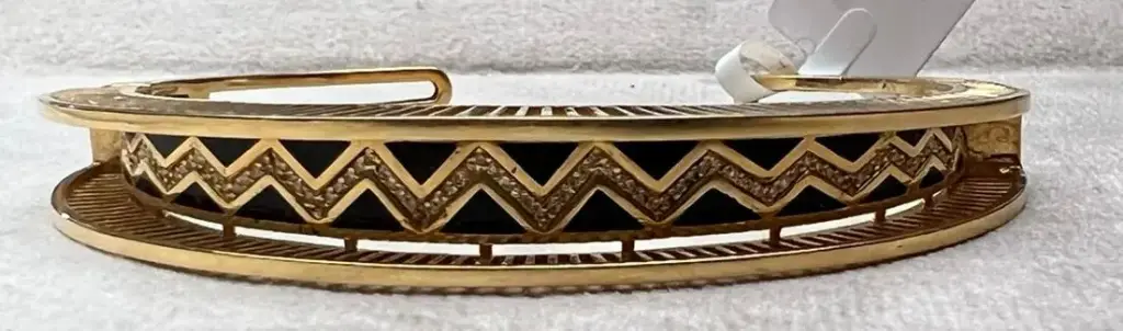 BANGLE COSMIC RAY ZIG ZAG BLACK ENAMEL SIZE 16