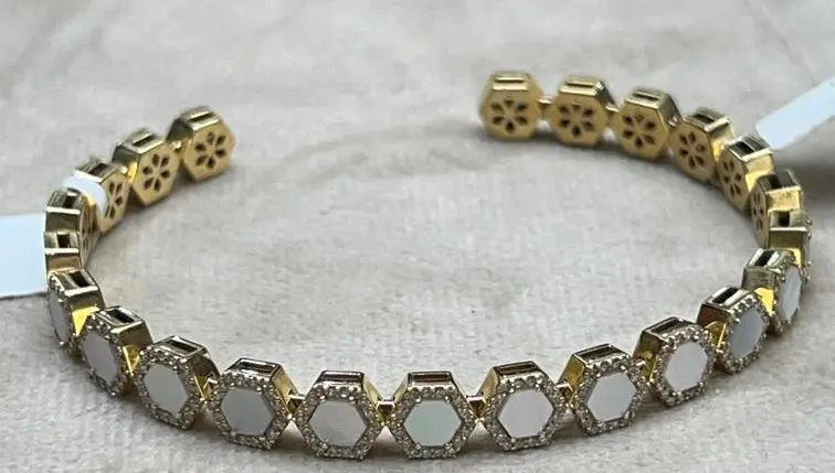 BANGLE GEOMETRIC HEXAGON SMALL WHITE MOP SIZE 16