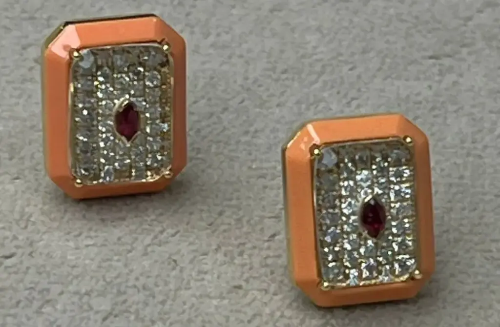 EARRING CAPTURE MOMENT STUD ROUND DIAMOND RUBY MARQUISE ORANGE ENAMEL