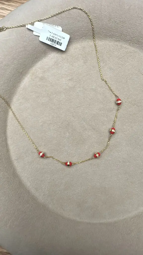 NECKLACE ATOM 5 ATOMS RED