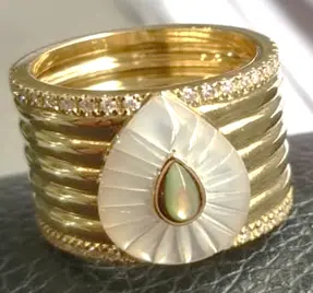 RING BOND STREET 102 MED  WHITE MOP  ABALONE DOT SIZE 53