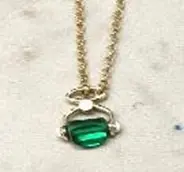 neo queen necklace - small