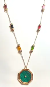 [N191M] NECKLACE AMULET HEXAGON BIG MALACHITE WITH SIX PILLARS